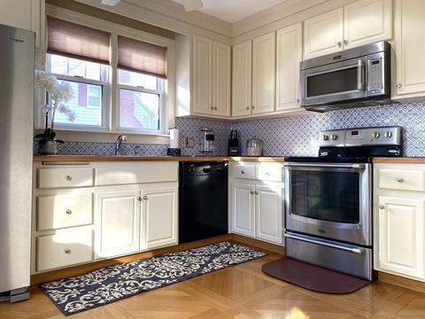 12 Edwin St, Randolph, MA 02368 photo 5