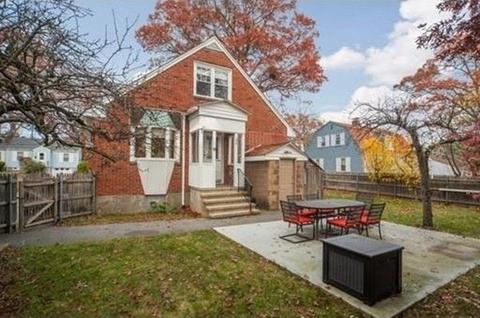 12 Edwin St, Randolph, MA 02368 photo 2