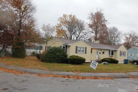 8 Green St, Randolph, MA 02368 photo 4