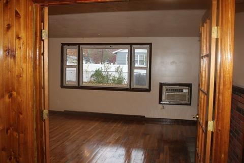 8 Green St, Randolph, MA 02368 photo 11