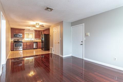 5455 N Main St #12E, Fall River, MA 02720 photo 4