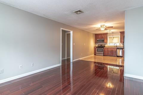 5455 N Main St #12E, Fall River, MA 02720 photo 3