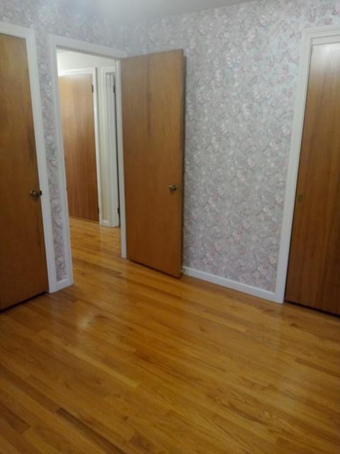 51 S Shore Dr, Springfield, MA 01118 photo 9