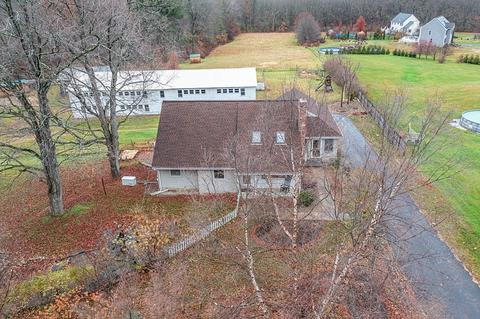 88 N End Rd, Townsend, MA 01469 photo 1