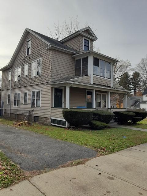 742 White St, Springfield, MA 01108 photo 2