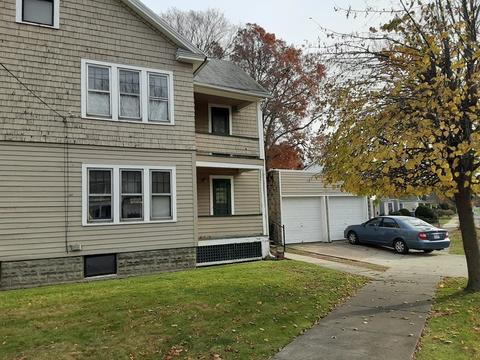 742 White St, Springfield, MA 01108 photo 4