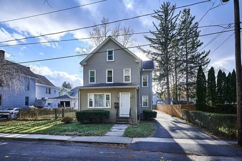 6 Wright St, Easthampton, MA 01027 photo 3