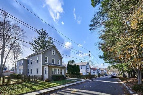 6 Wright St, Easthampton, MA 01027 photo 2