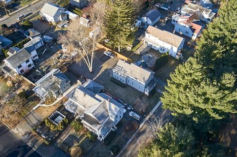 6 Wright St, Easthampton, MA 01027 photo 4
