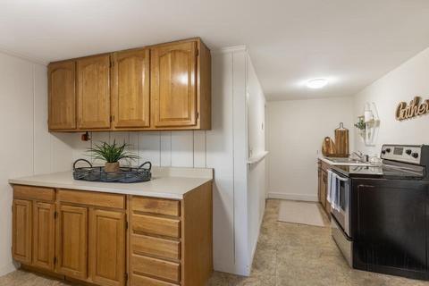 134 Great Rd, Maynard, MA 01754 photo 16