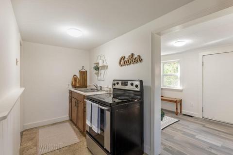 134 Great Rd, Maynard, MA 01754 photo 17