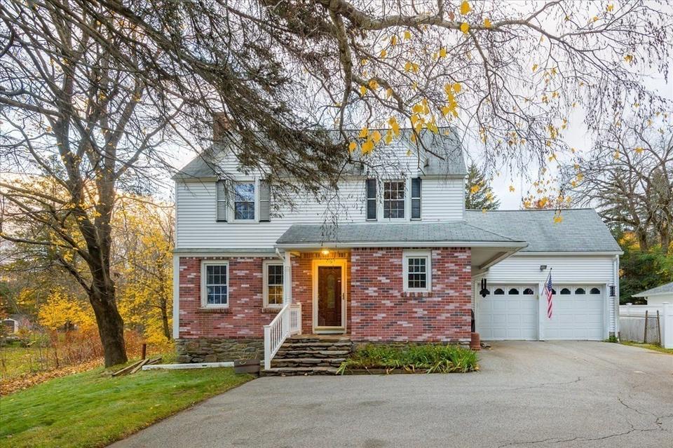 700 Grove St, Worcester, MA 01605 29 Photos MLS 72922752 Movoto