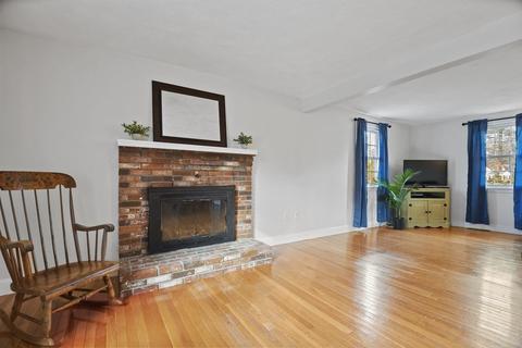 24 Sumac Dr, Townsend, MA 01469 photo 8