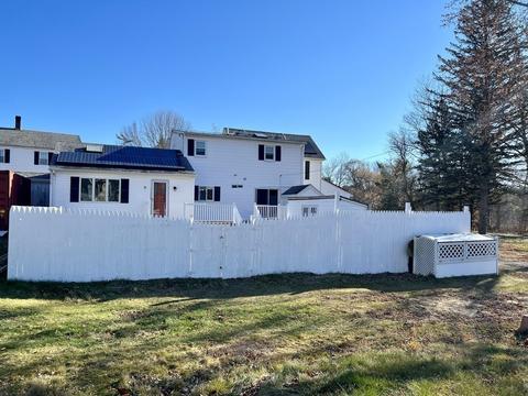 29 Maple St, Methuen, MA 01844 photo 3