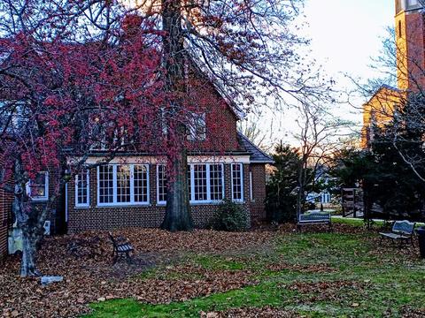 235 Eastern Ave, Springfield, MA 01109 photo 7