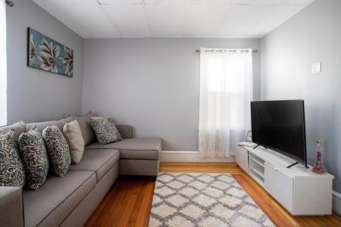 41 Tremont St, Fall River, MA 02720 photo 4