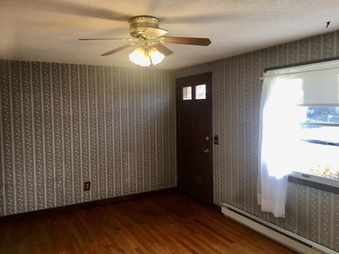 68 Lavender Ln, Springfield, MA 01129 photo 2