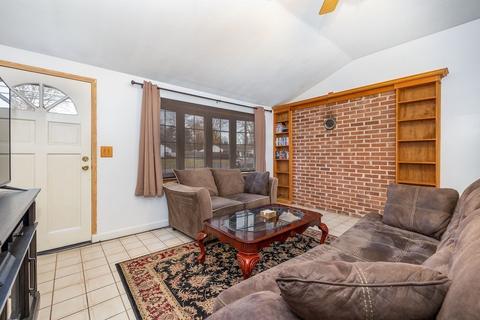 117 Corcoran Blvd, Springfield, MA 01118 photo 5