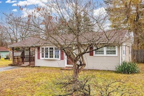 117 Corcoran Blvd, Springfield, MA 01118 photo 2