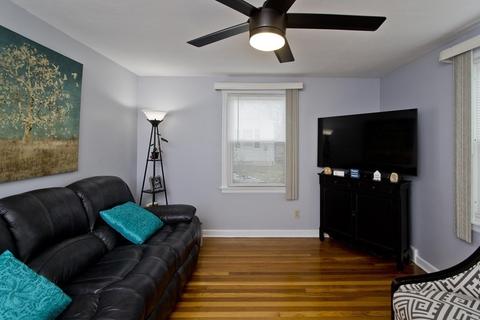 132 Pilgrim Rd, Springfield, MA 01118 photo 14