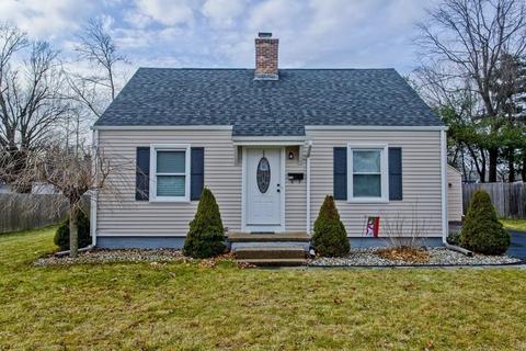 132 Pilgrim Rd, Springfield, MA 01118 photo 10