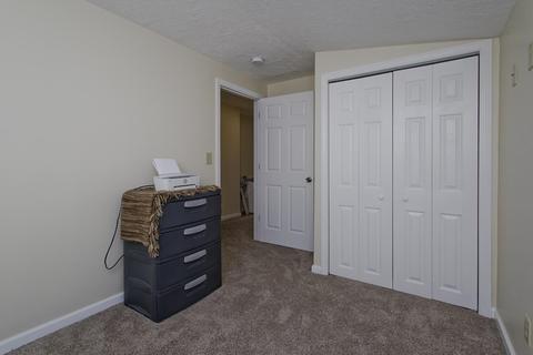 132 Pilgrim Rd, Springfield, MA 01118 photo 27