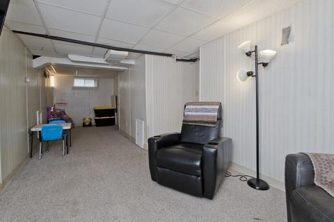 132 Pilgrim Rd, Springfield, MA 01118 photo 32