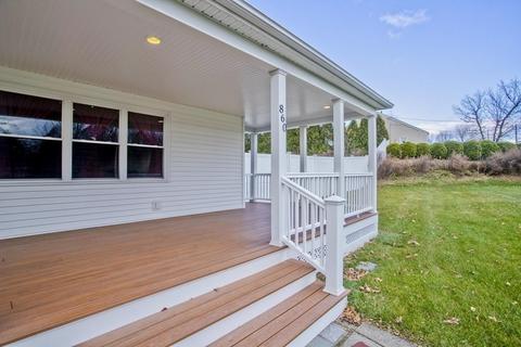 860 Plumtree Rd, Springfield, MA 01118 photo 8