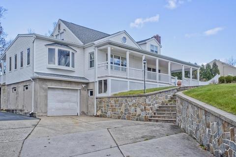 860 Plumtree Rd, Springfield, MA 01118 photo 6