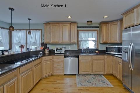 860 Plumtree Rd, Springfield, MA 01118 photo 14