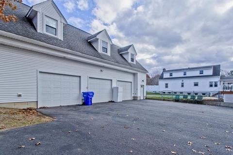 860 Plumtree Rd, Springfield, MA 01118 photo 9
