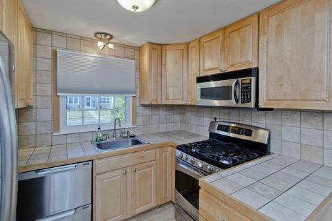 169 Abbott St, Springfield, MA 01118 photo 19