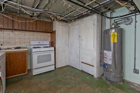 169 Abbott St, Springfield, MA 01118 photo 33