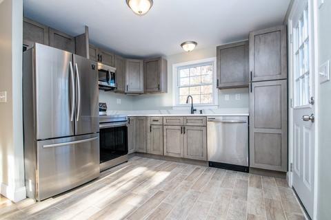 1 Crab Cove Ter, Wareham, MA 02571 photo 5