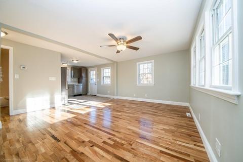 1 Crab Cove Ter, Wareham, MA 02571 photo 9