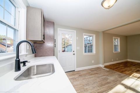 1 Crab Cove Ter, Wareham, MA 02571 photo 7