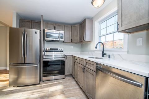 1 Crab Cove Ter, Wareham, MA 02571 photo 6
