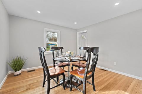 14 Curtis Rd, Canton, MA 02021 photo 9