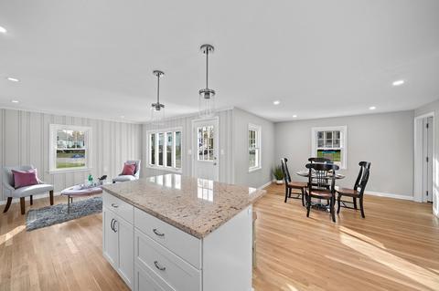 14 Curtis Rd, Canton, MA 02021 photo 5