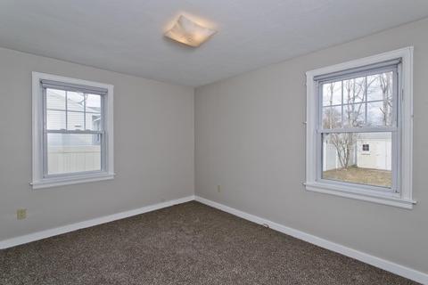 211 Nottingham St, Springfield, MA 01104 photo 14