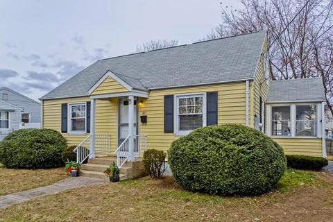 211 Nottingham St, Springfield, MA 01104 photo 2