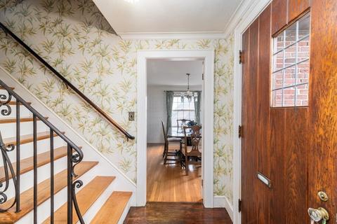 23 Appleton Ave, Beverly, MA 01915 photo 3