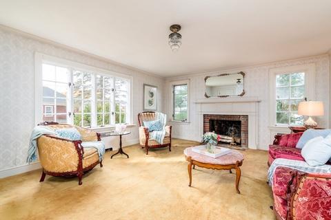 23 Appleton Ave, Beverly, MA 01915 photo 9