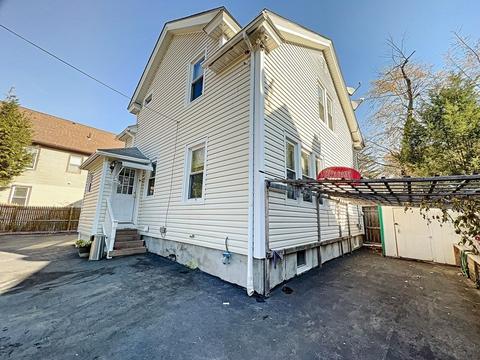 30 Eldridge St, Springfield, MA 01108 photo 11