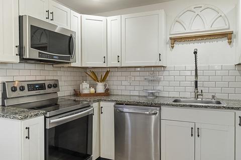 98 Drury Ave, Athol, MA 01331 photo 15
