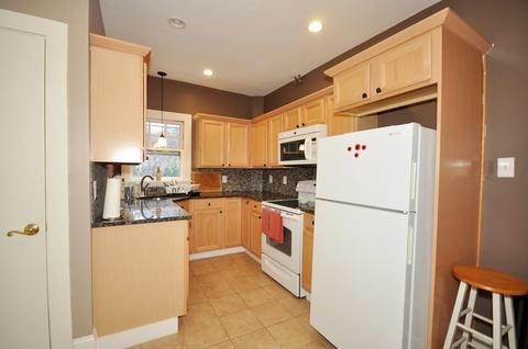 21 Maple St, Arlington, MA 02476 photo 10