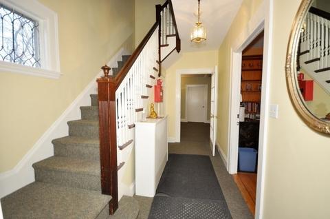 21 Maple St, Arlington, MA 02476 photo 3
