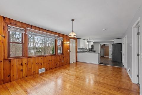 41 Bellevue Dr, Athol, MA 01331 photo 11