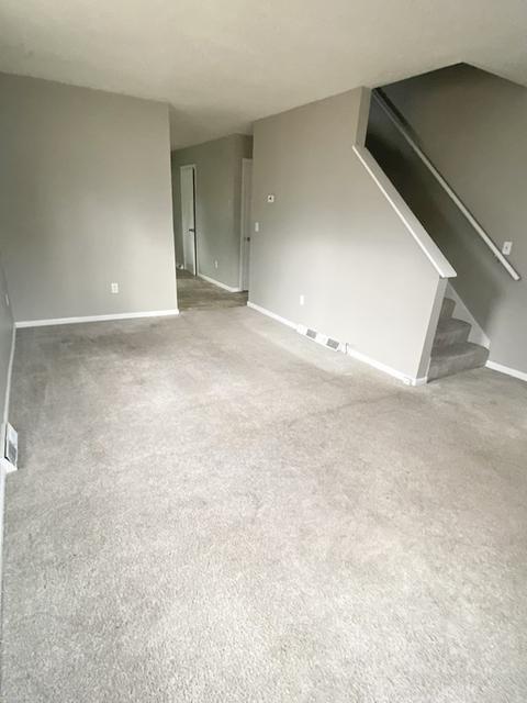 70 Burr St, Springfield, MA 01109 photo 6