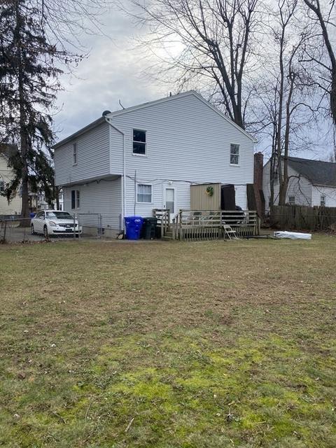 70 Burr St, Springfield, MA 01109 photo 3